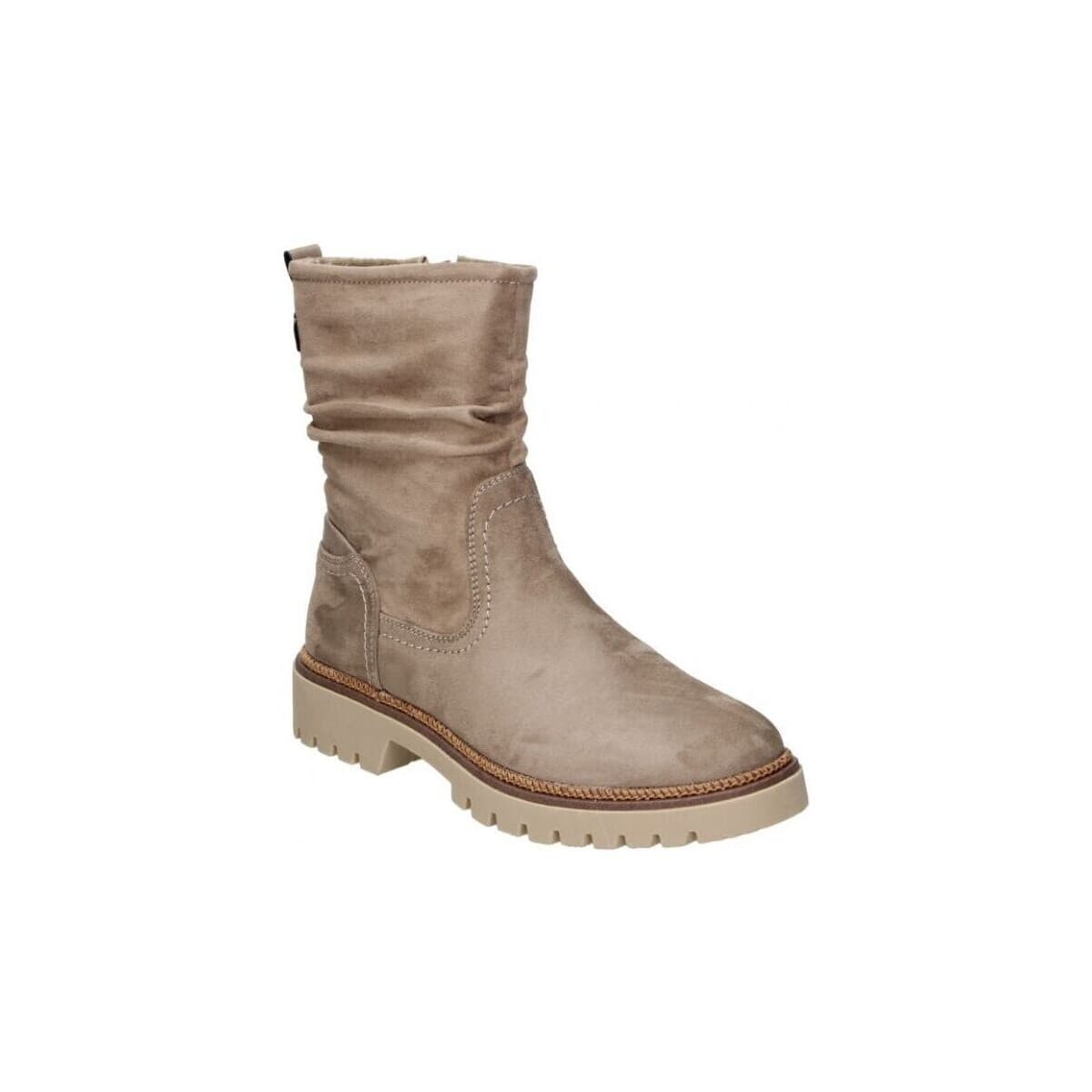 Women's Boots Stay Beige