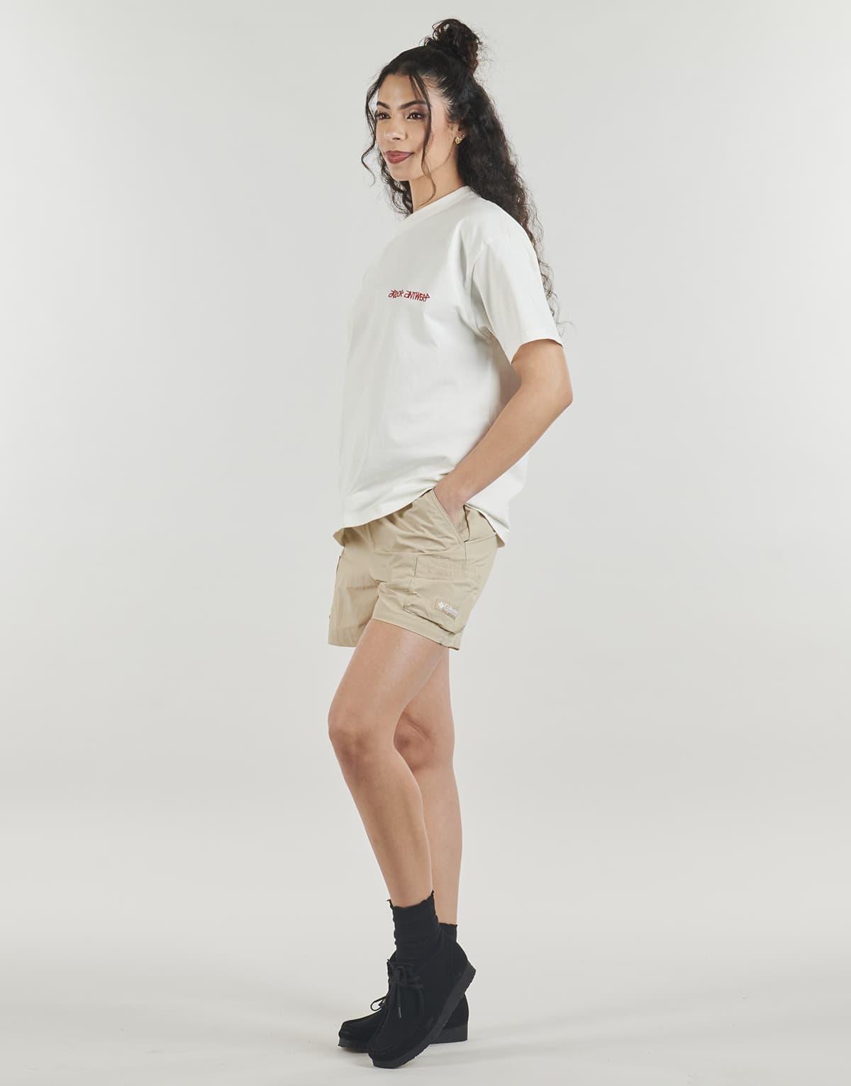 Women's Shorts Columbia Beige