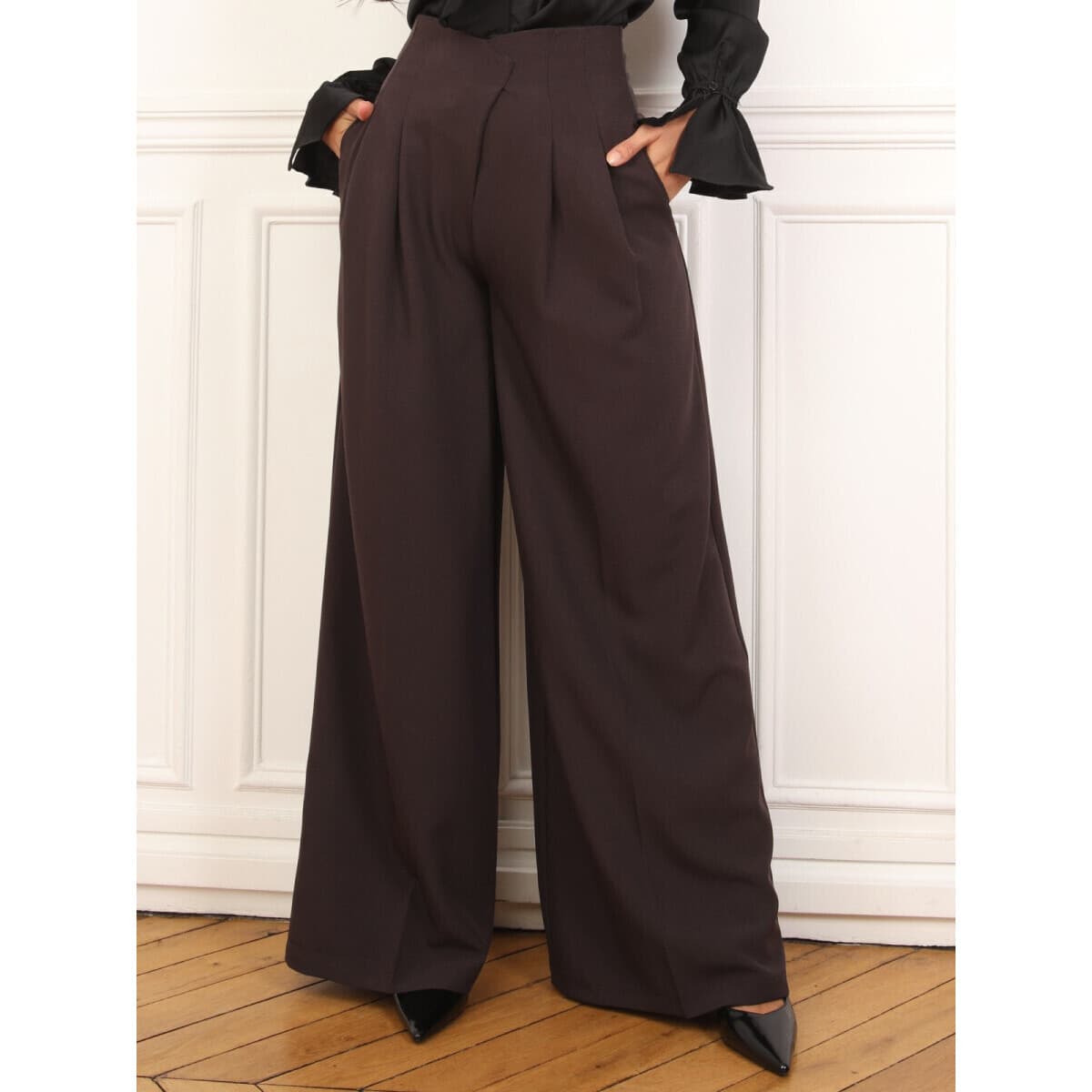 Women's Pants La Modeuse Brown