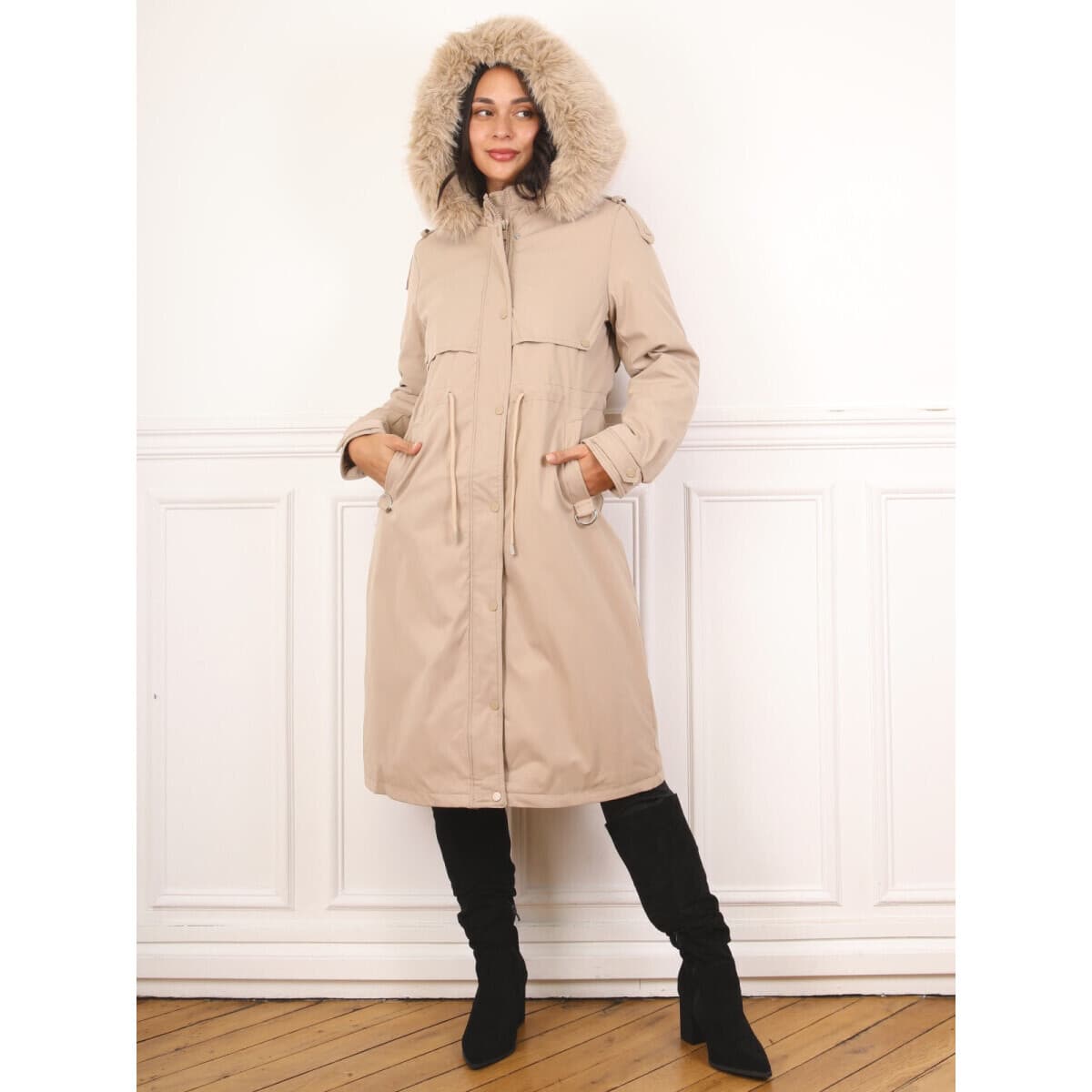 Women's Coats La Modeuse Beige