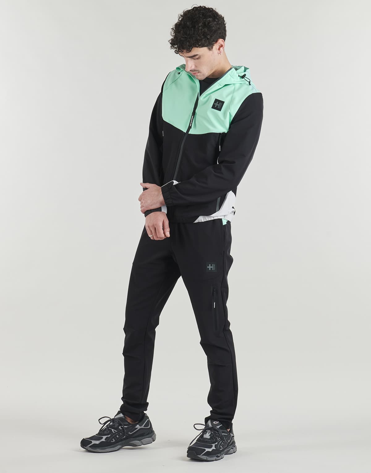 Men's Tracksuits Helvetica Black