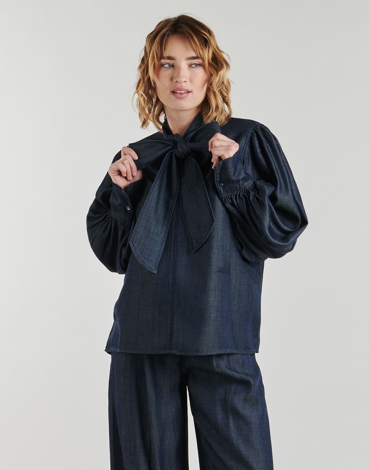 Women's T-Shirts Karl Lagerfeld Blue