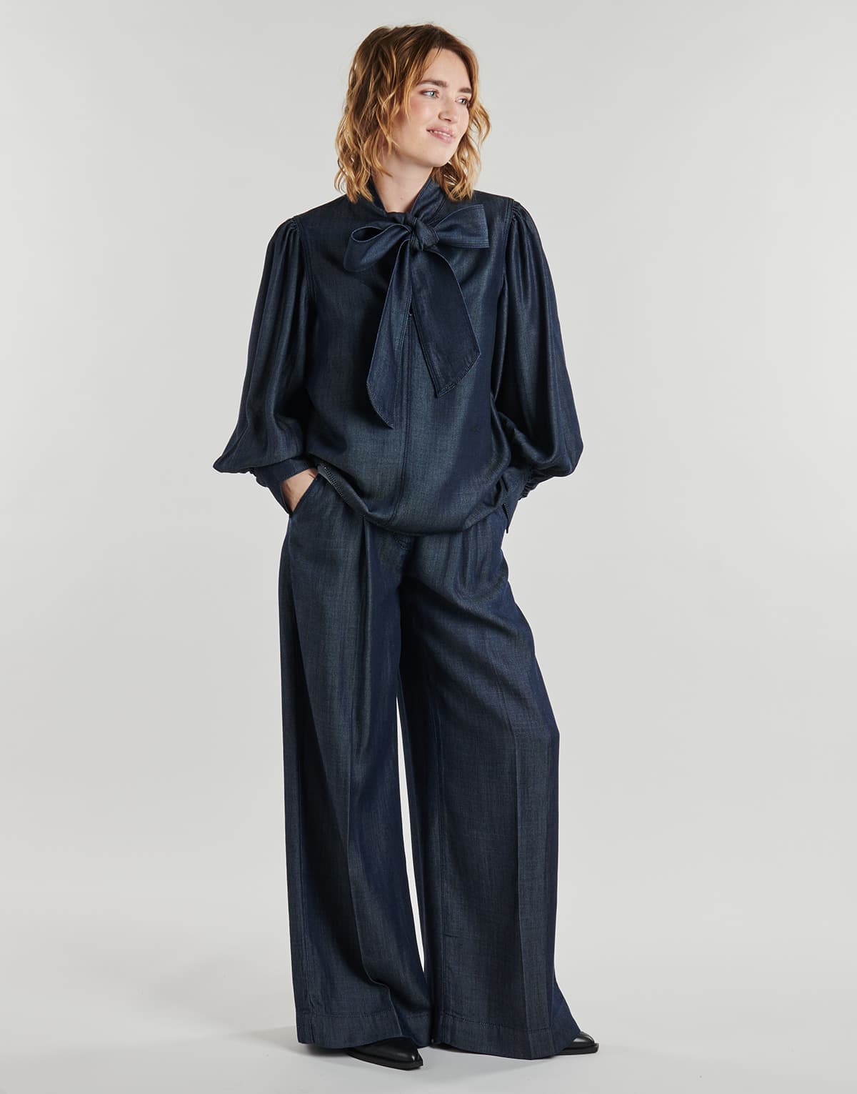 Women's T-Shirts Karl Lagerfeld Blue