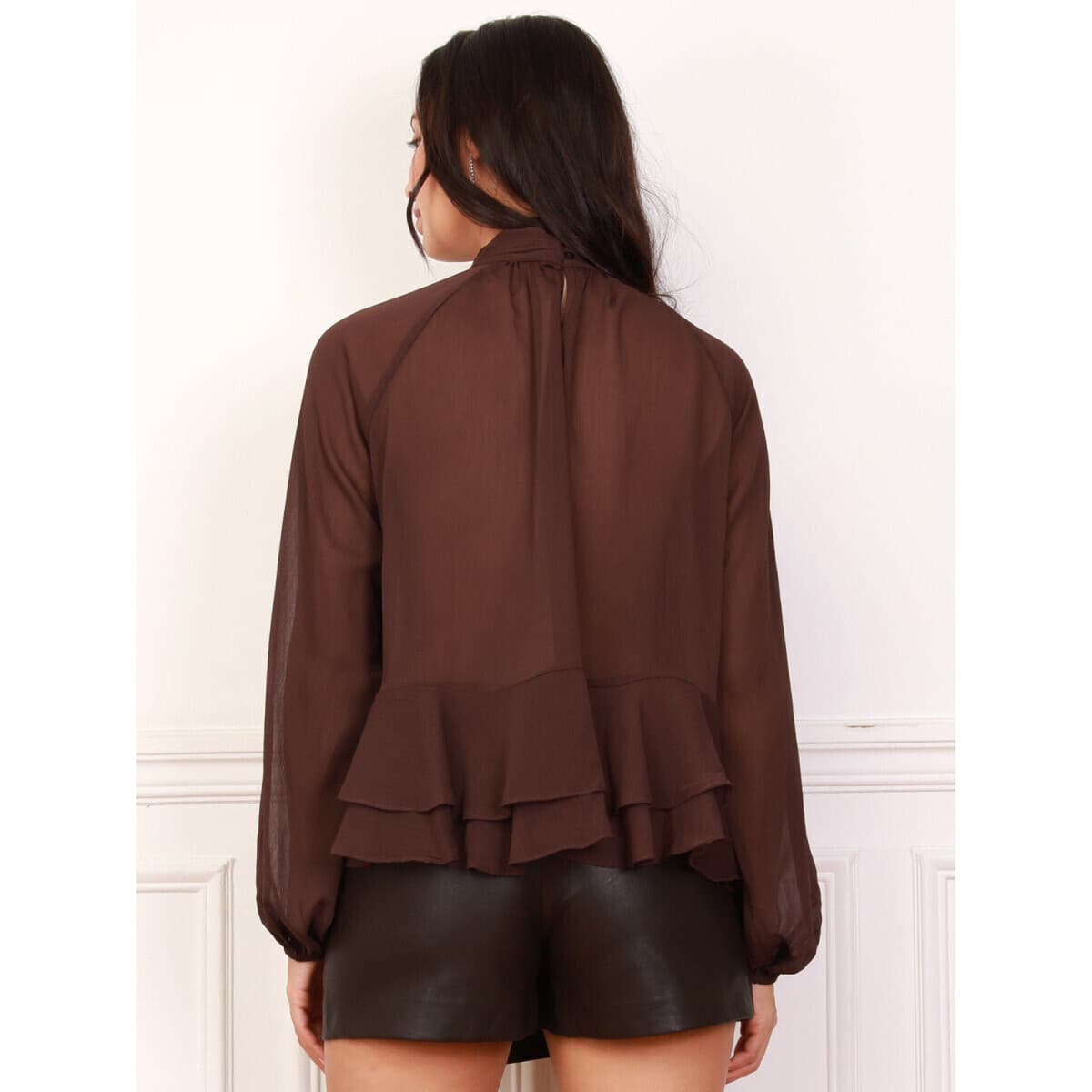 Women's T-Shirts La Modeuse Brown