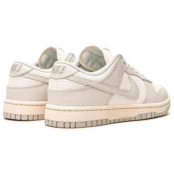 Women's Sneakers Nike White
