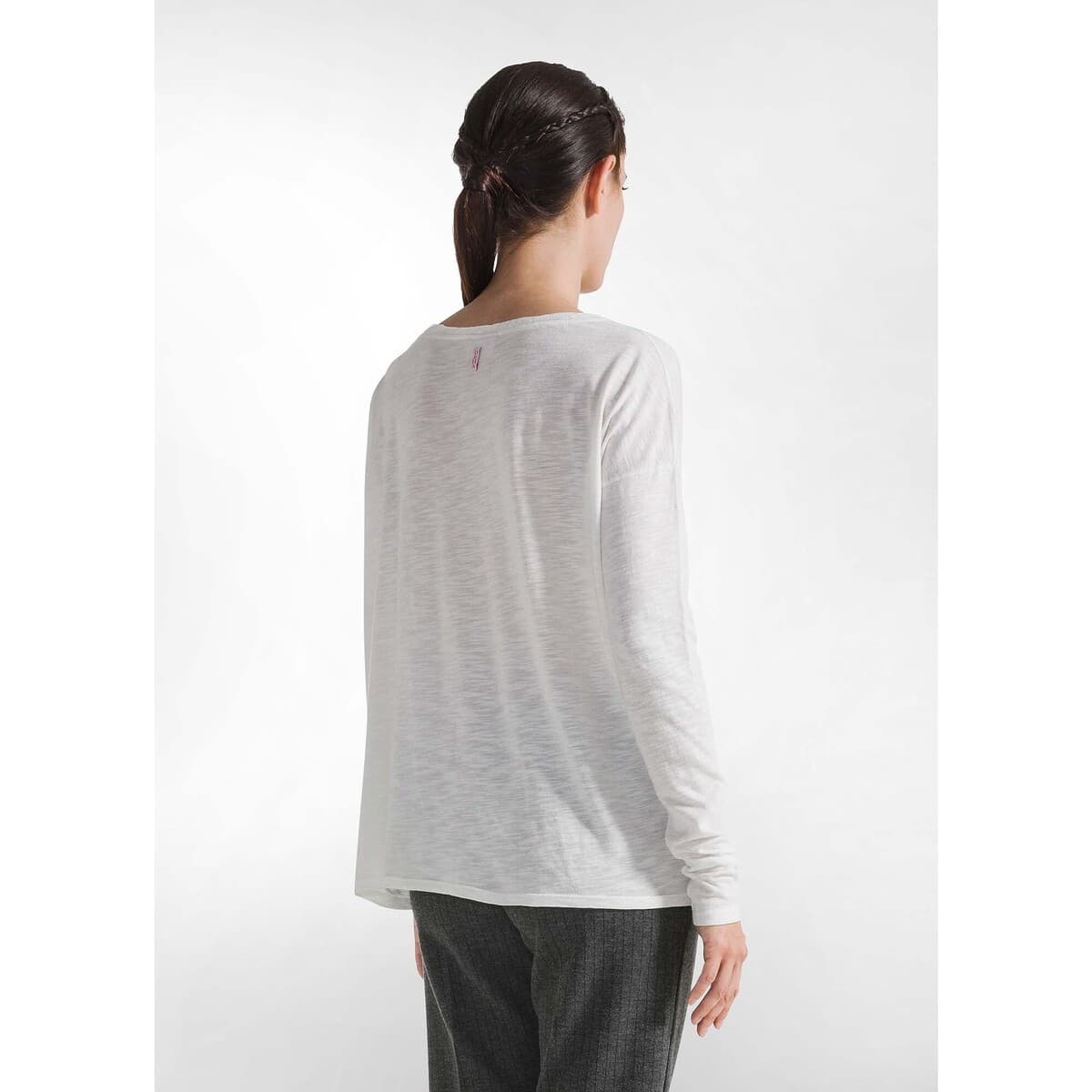 Women's T-Shirts Deha White