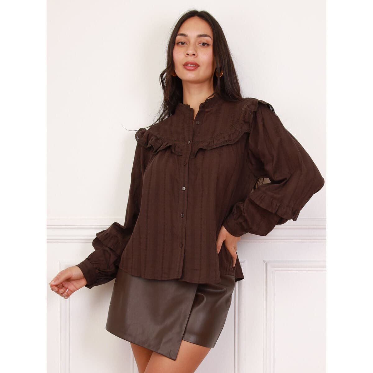 Women's T-Shirts La Modeuse Brown