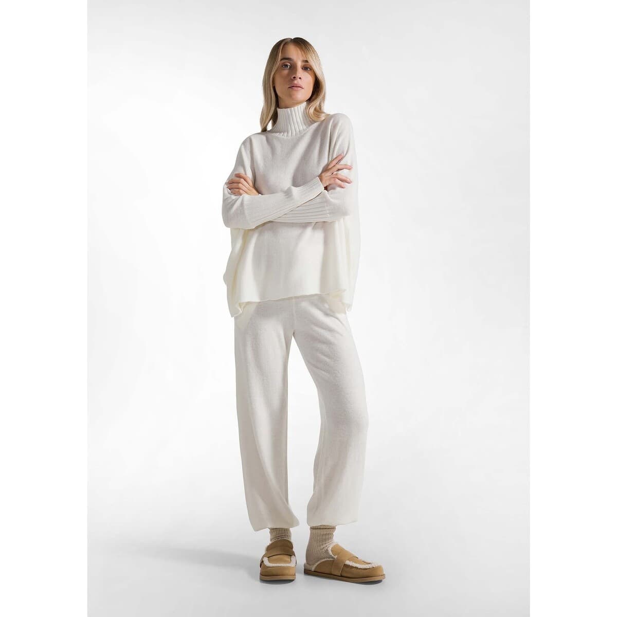 Women's Sweaters Deha White
