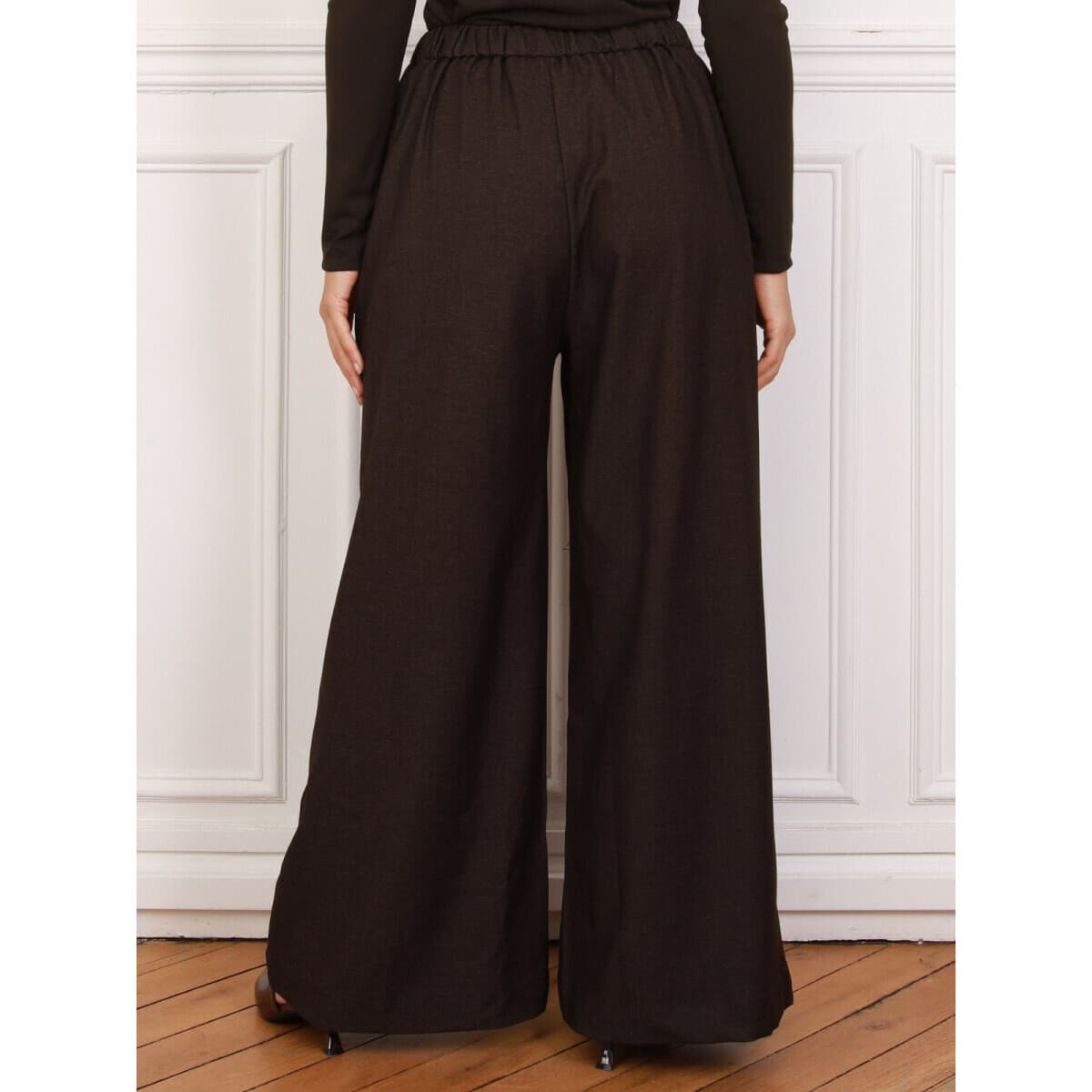 Women's Pants La Modeuse Brown