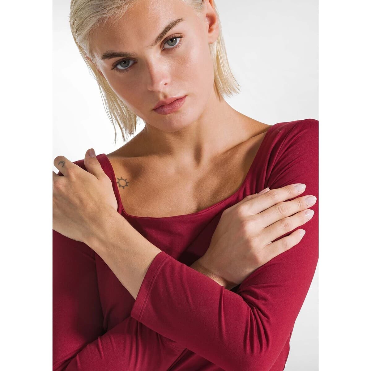 Women's T-Shirts Deha Red