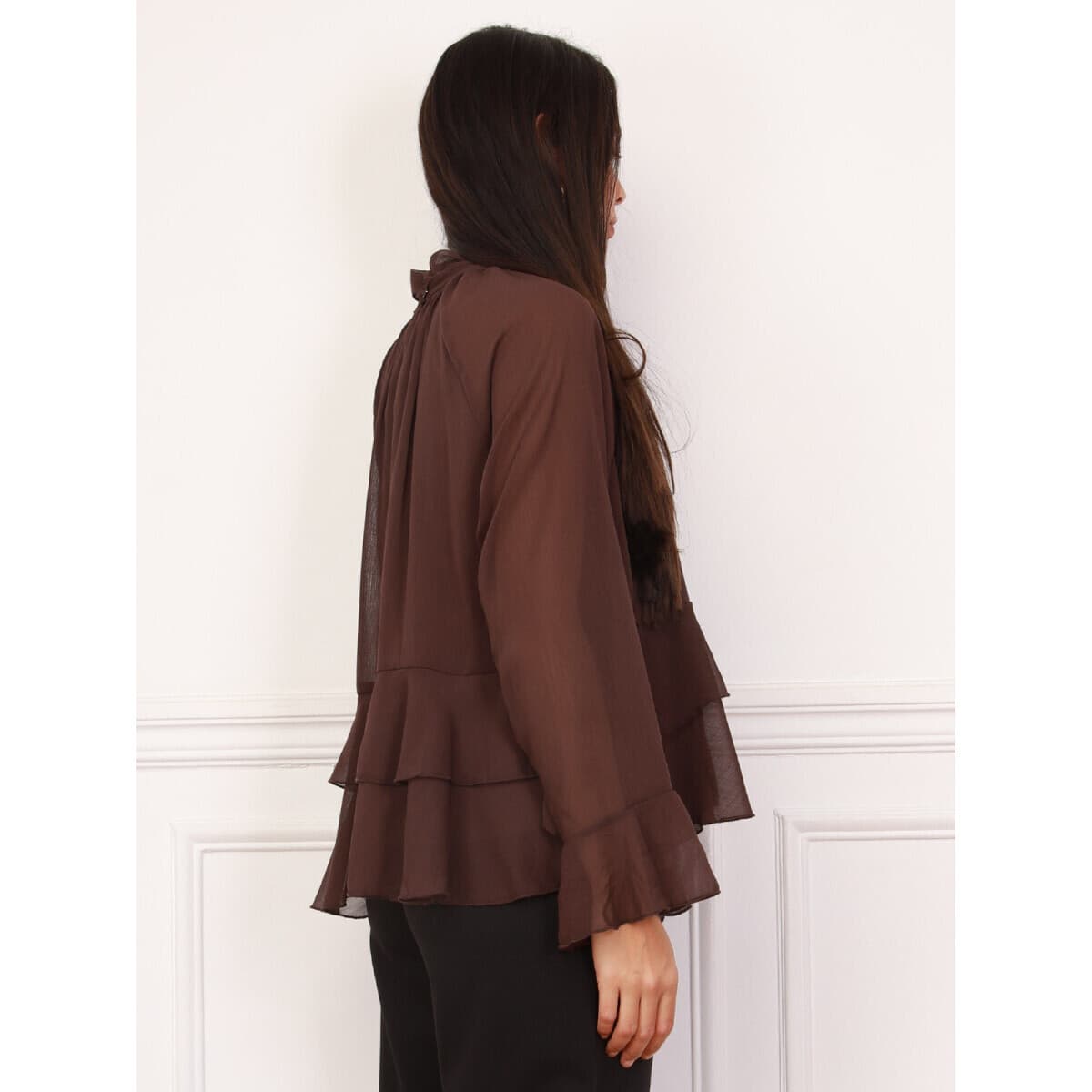 Women's T-Shirts La Modeuse Brown