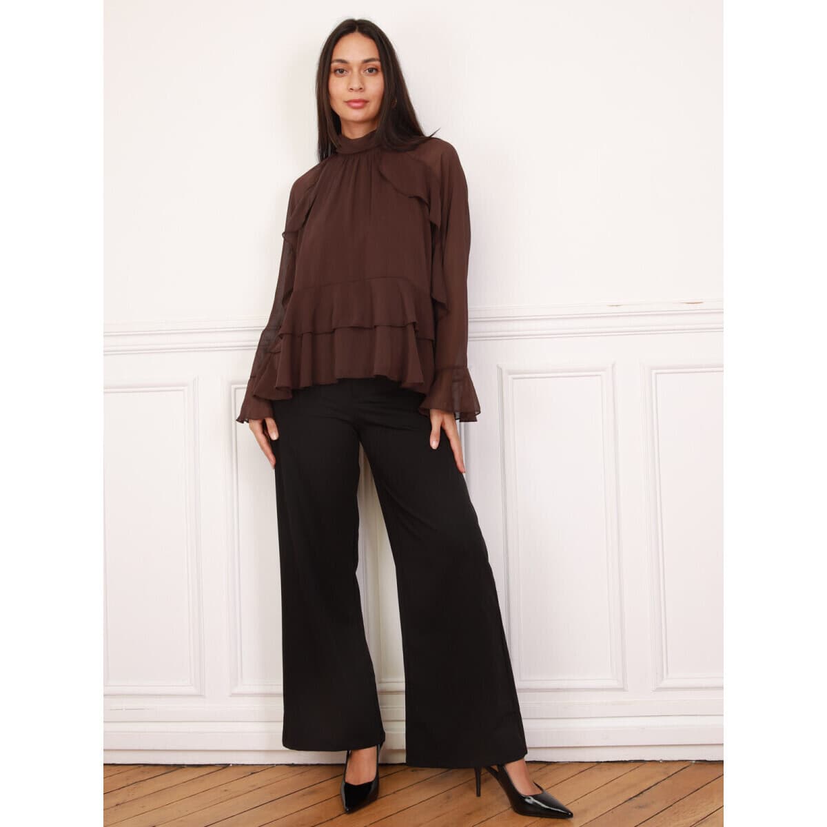 Women's T-Shirts La Modeuse Brown