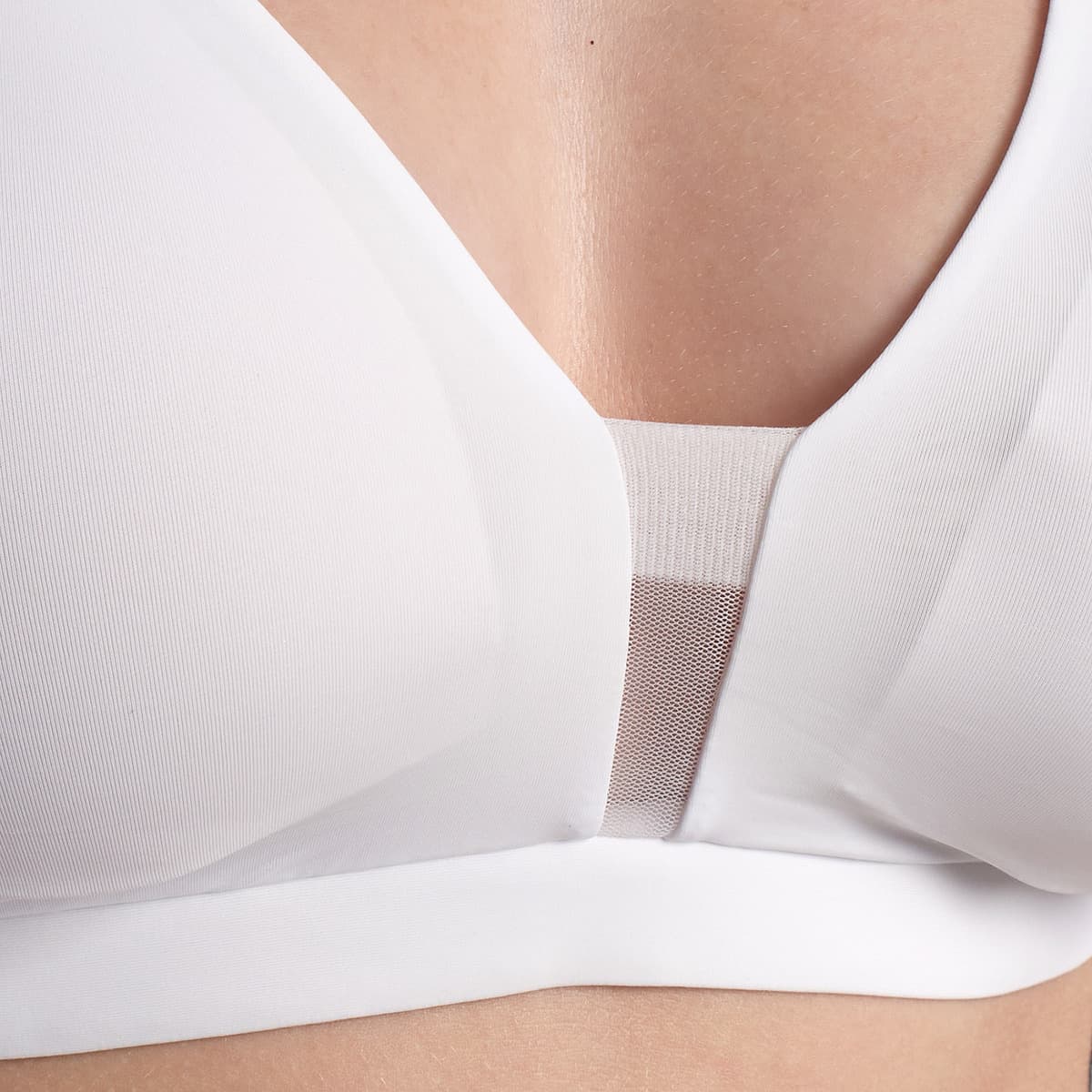 Women's Sports Bras Lormar White