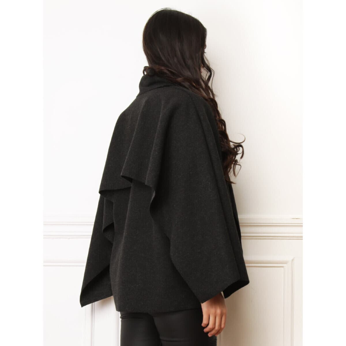 Women's Jackets La Modeuse Black