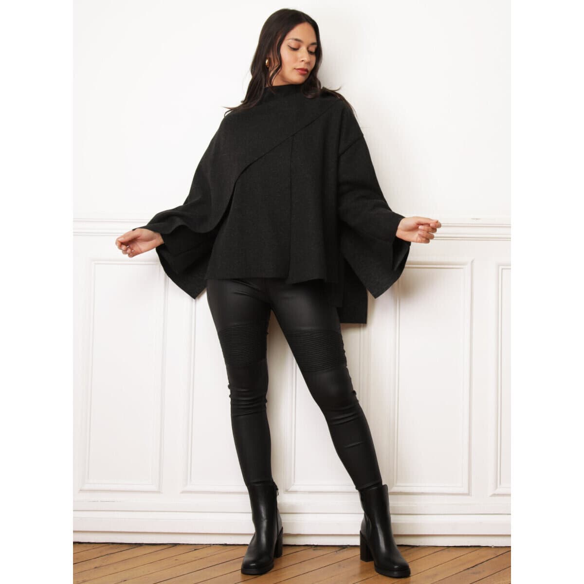 Women's Jackets La Modeuse Black