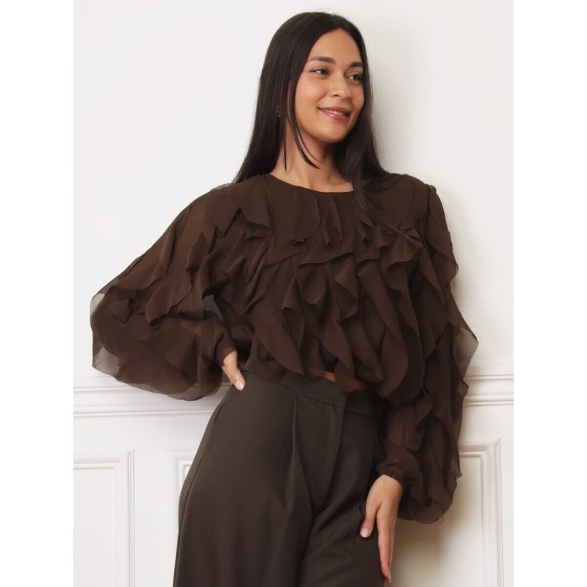 Women's T-Shirts La Modeuse Brown