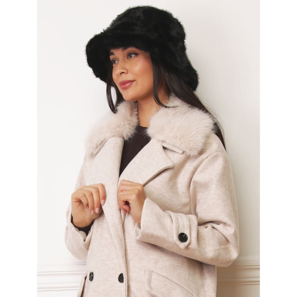 Women's Caps La Modeuse Black