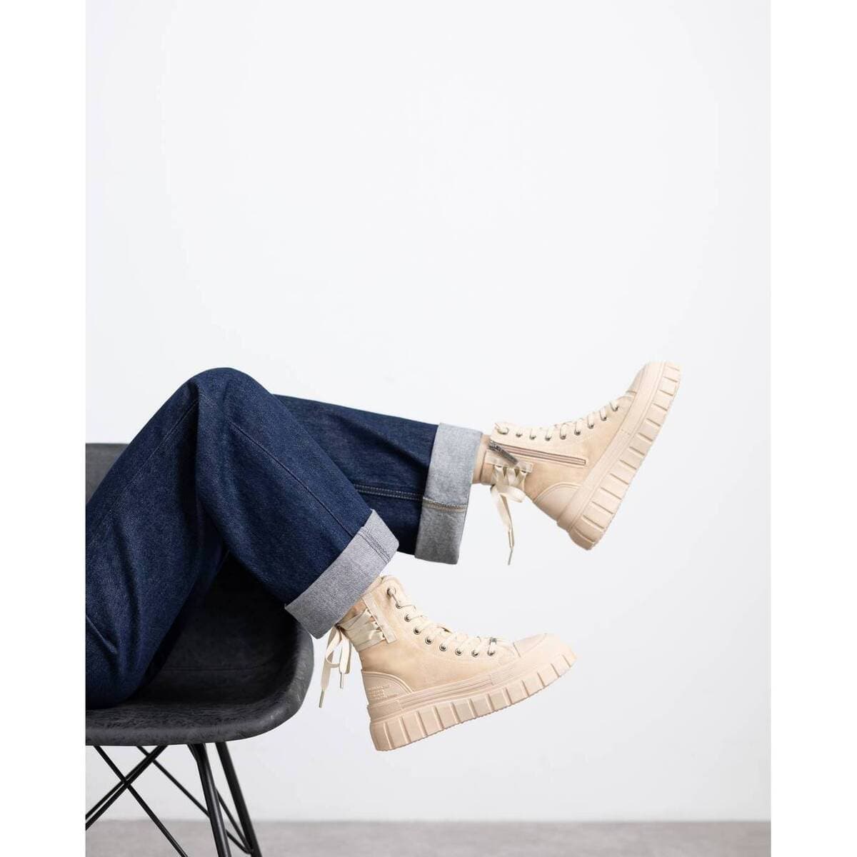 Women's Sneakers Refresh Brown