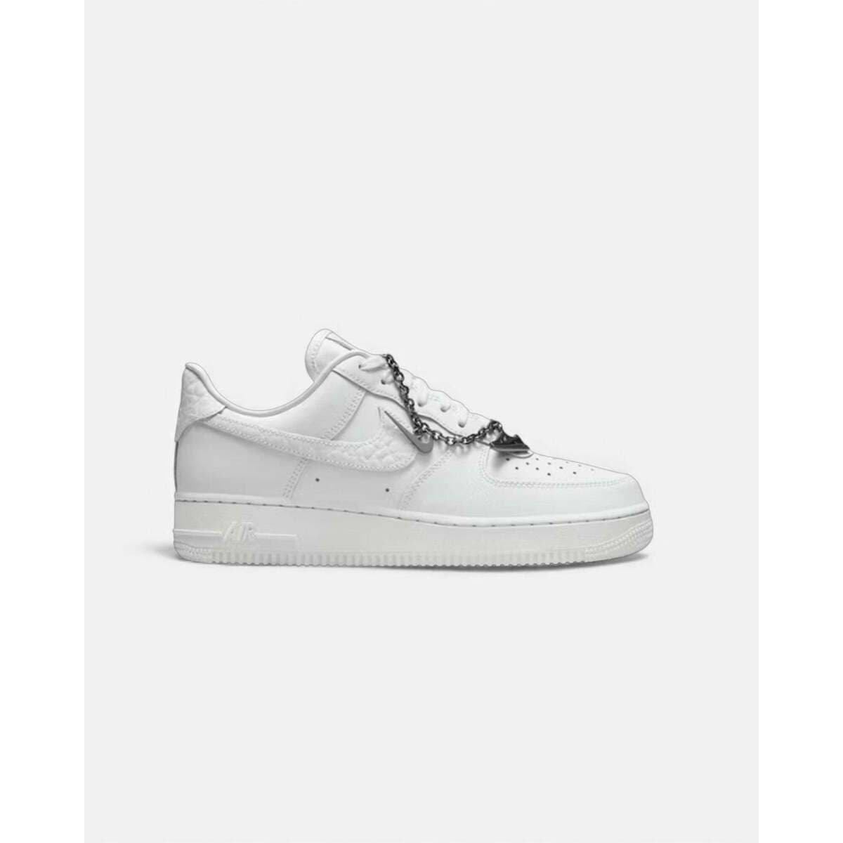 Sneakers Nike Air Force 1 '07 Low Summit White Mini Charm (Women's)