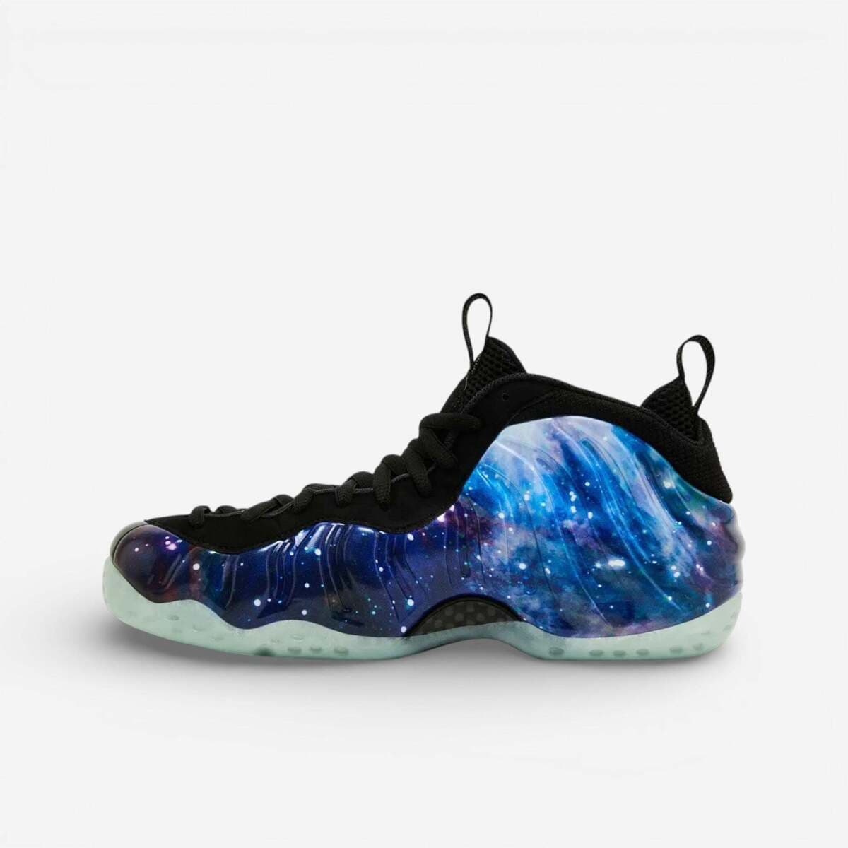 Men's Basketball Shoes Nike White