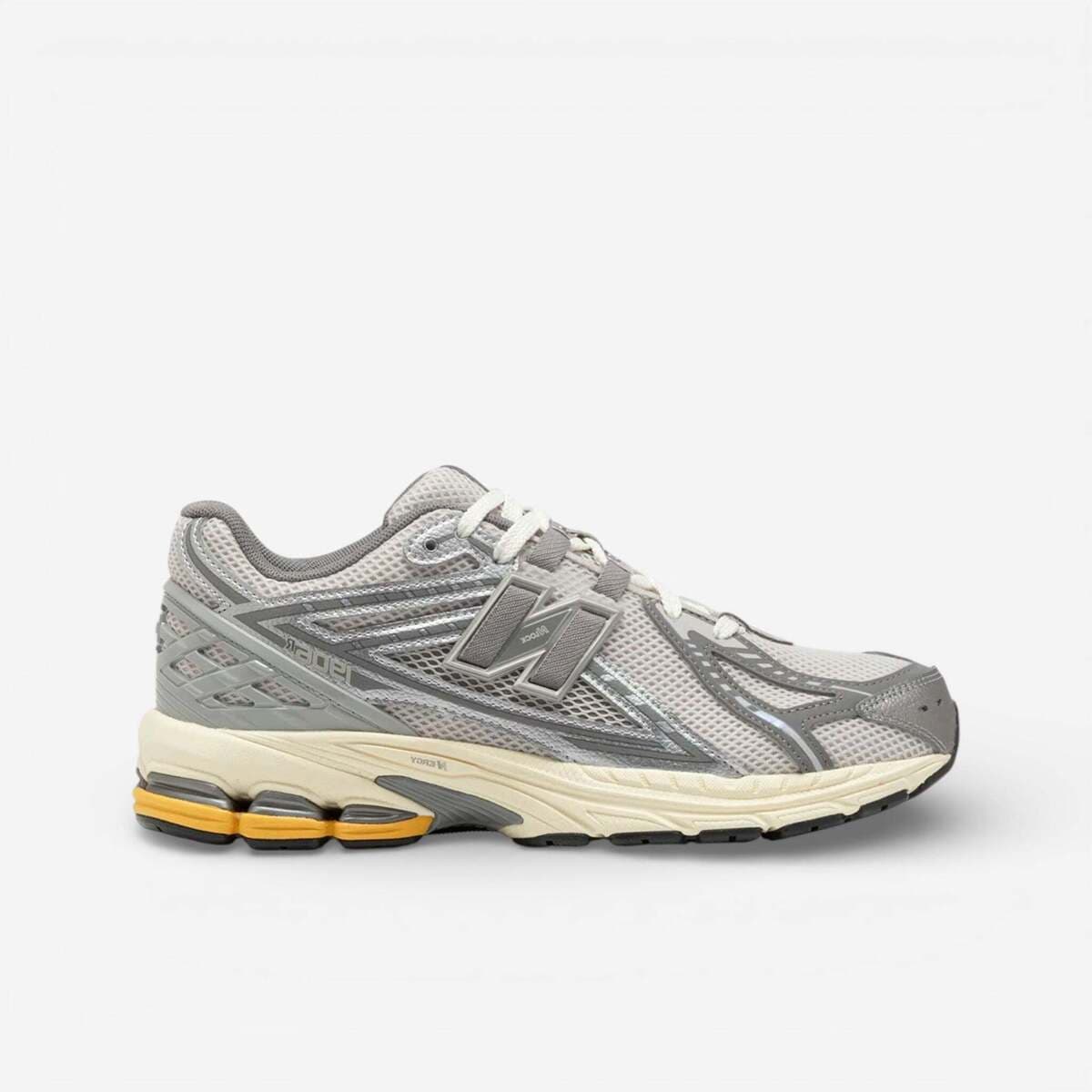Men's Sneakers New Balance Gray