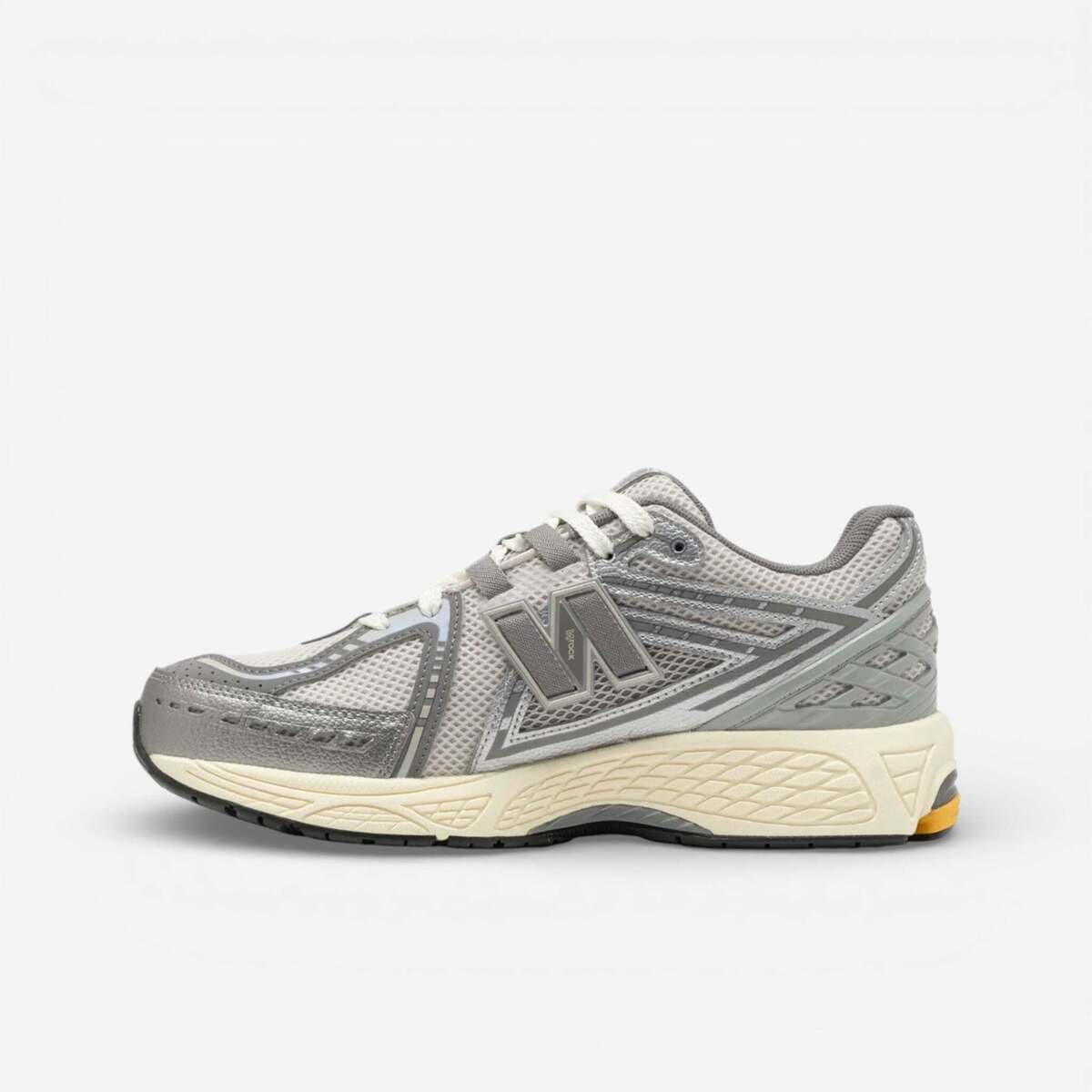 Women's Sneakers New Balance Gray