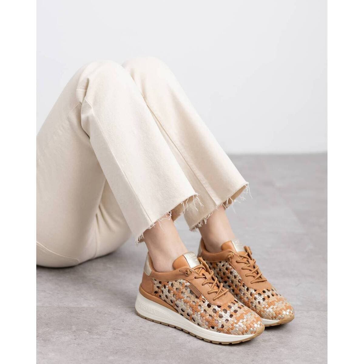 Women's Sneakers Carmela Brown