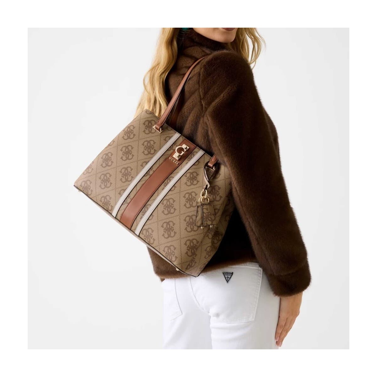 Women's Shoulder Bags Guess Brown