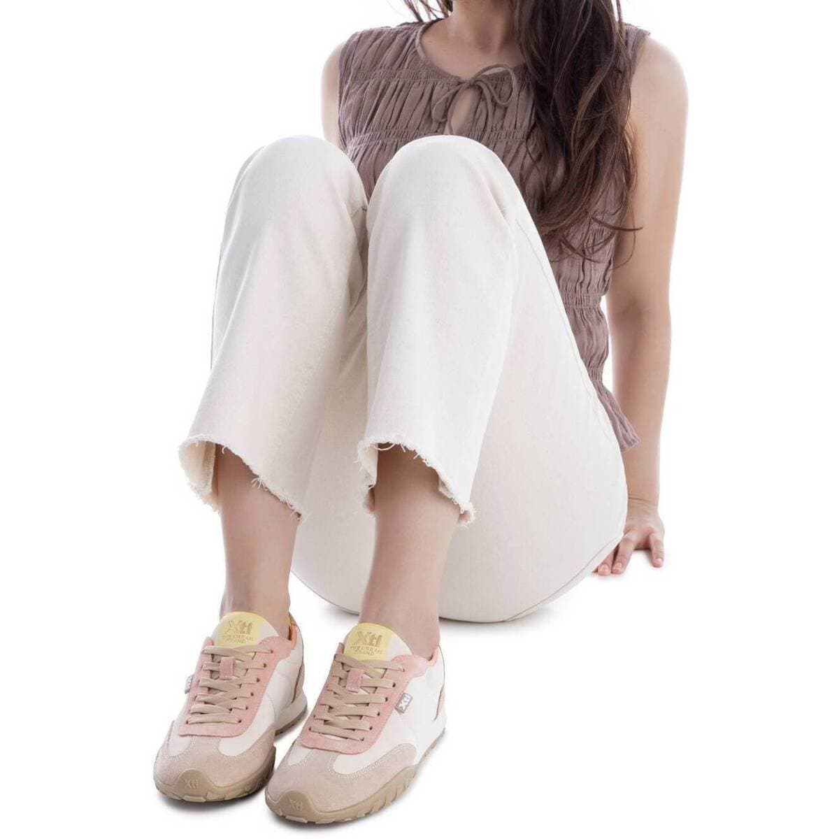 Women's Sneakers Xti Brown