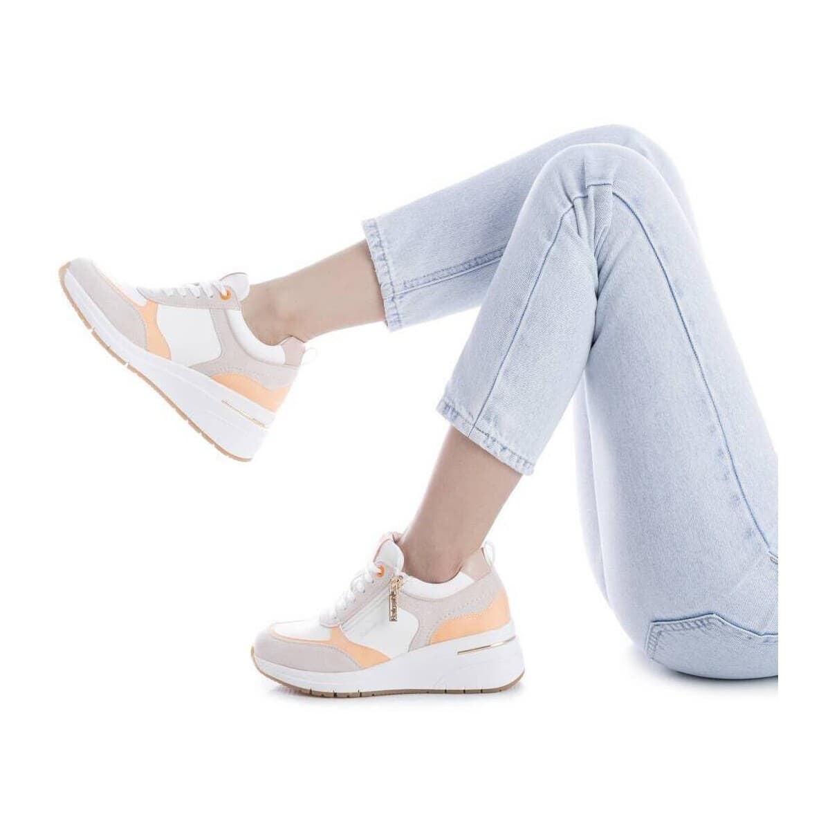 Women's Sneakers Refresh Brown