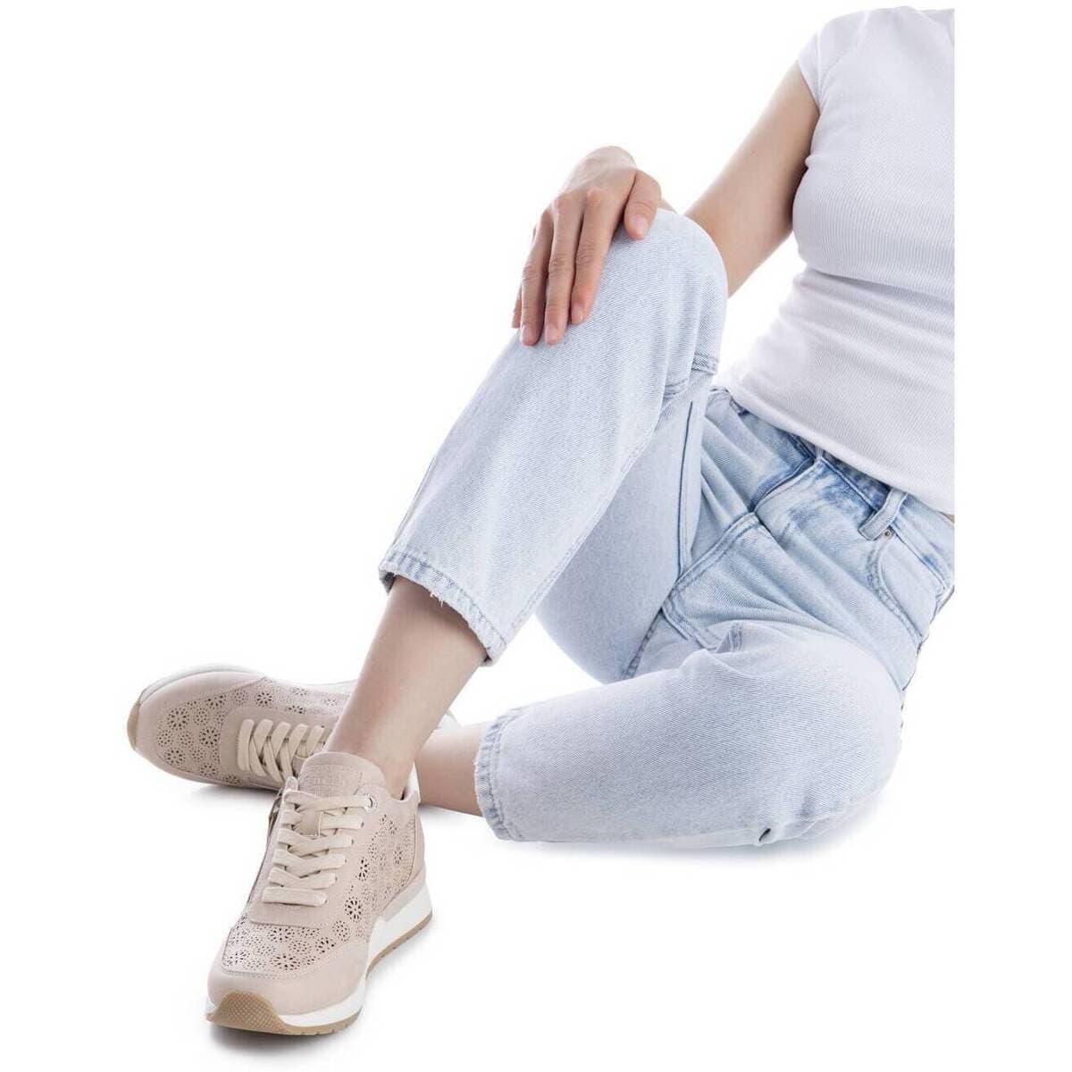 Women's Sneakers Refresh Brown