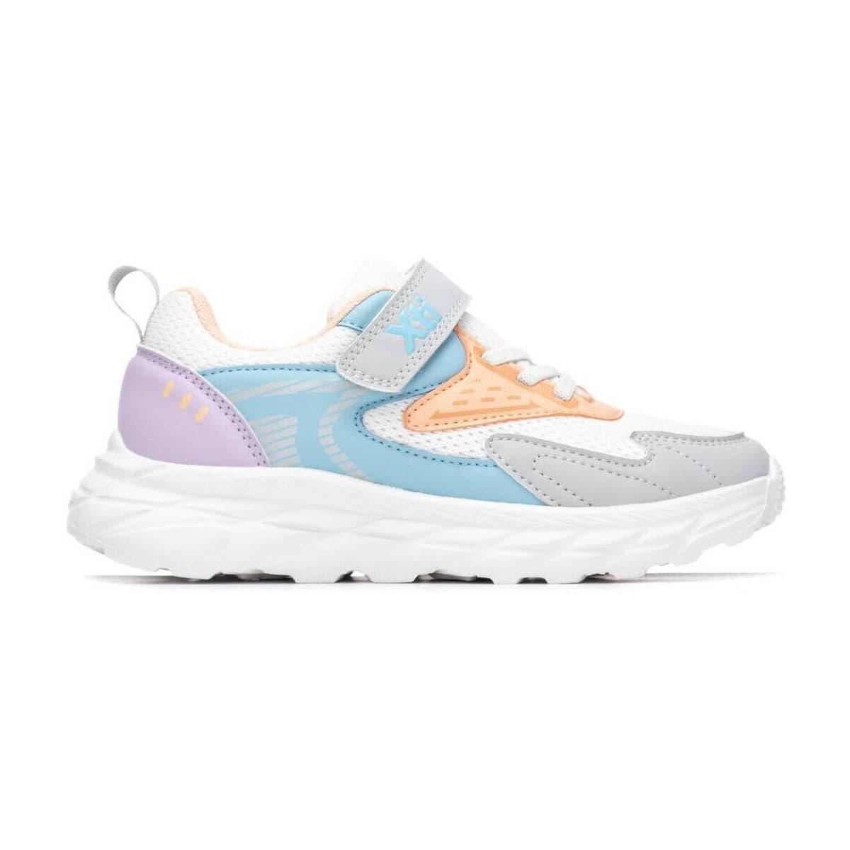 Xαμηλά Sneakers Xti 15307103