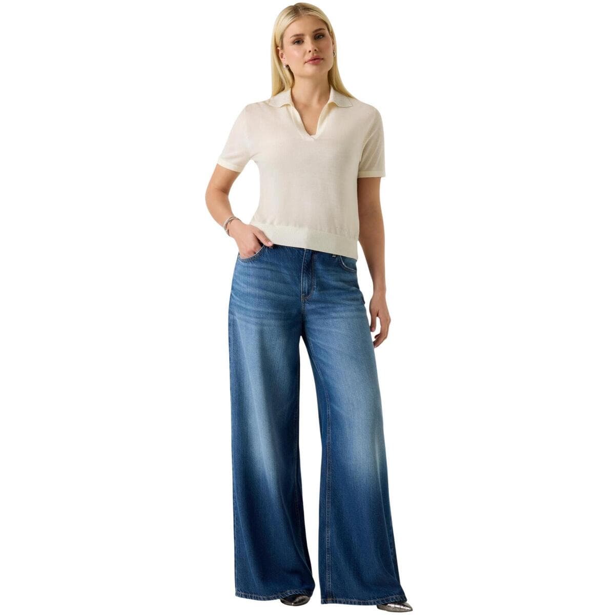 Women's T-Shirts Guess