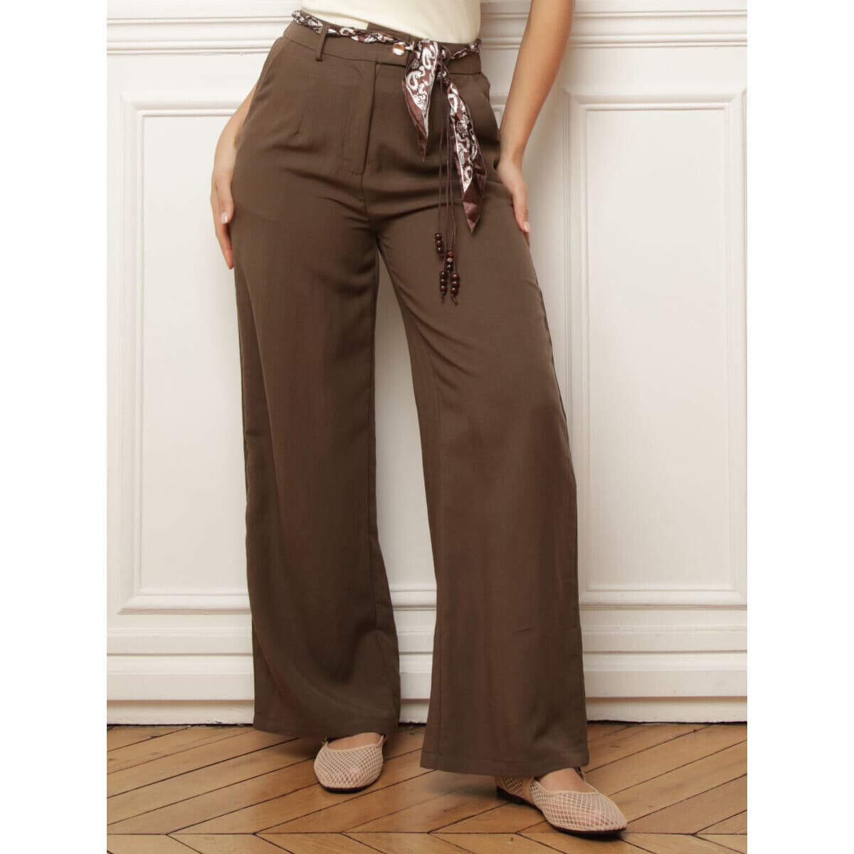 Women's Pants La Modeuse Brown