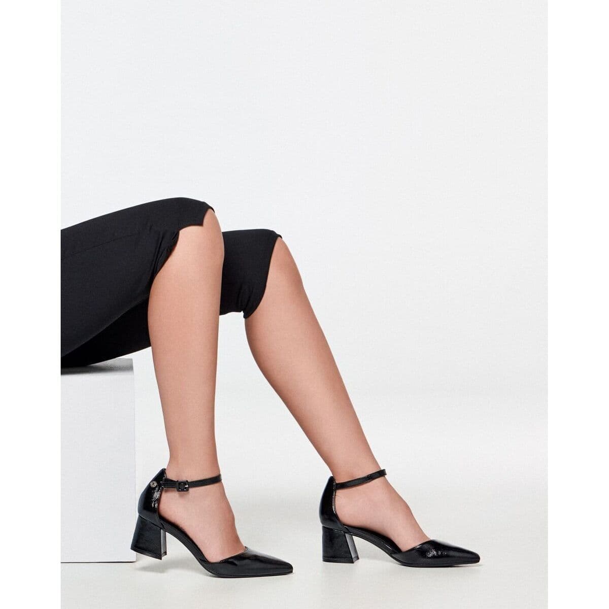 Women's Pumps Refresh Black