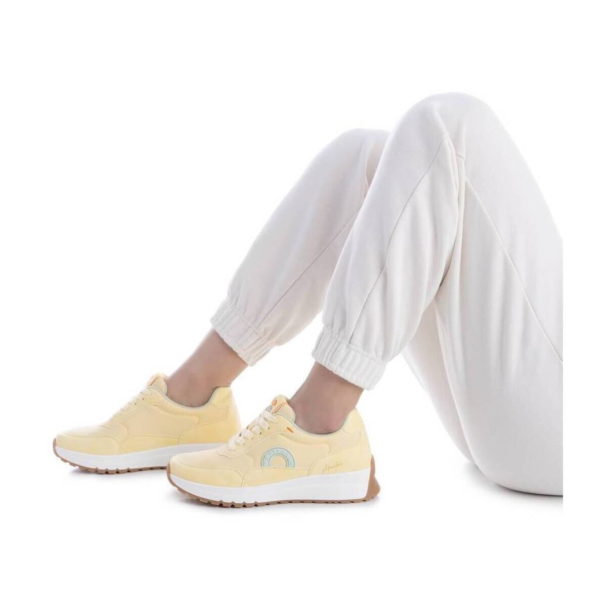Women's Sneakers Refresh Yellow
