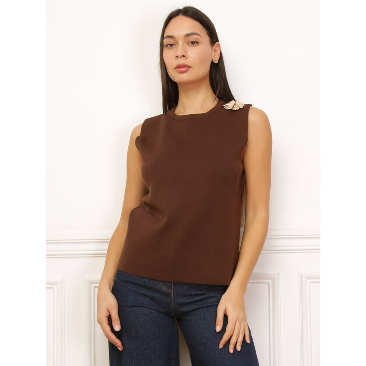 Women's Sleeveless Tops La Modeuse Brown