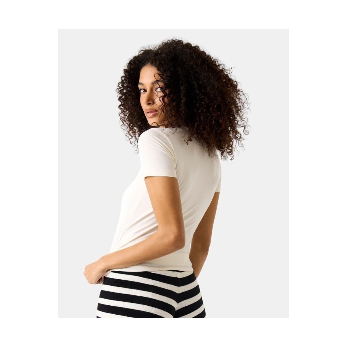 Women's T-Shirts Guess Beige