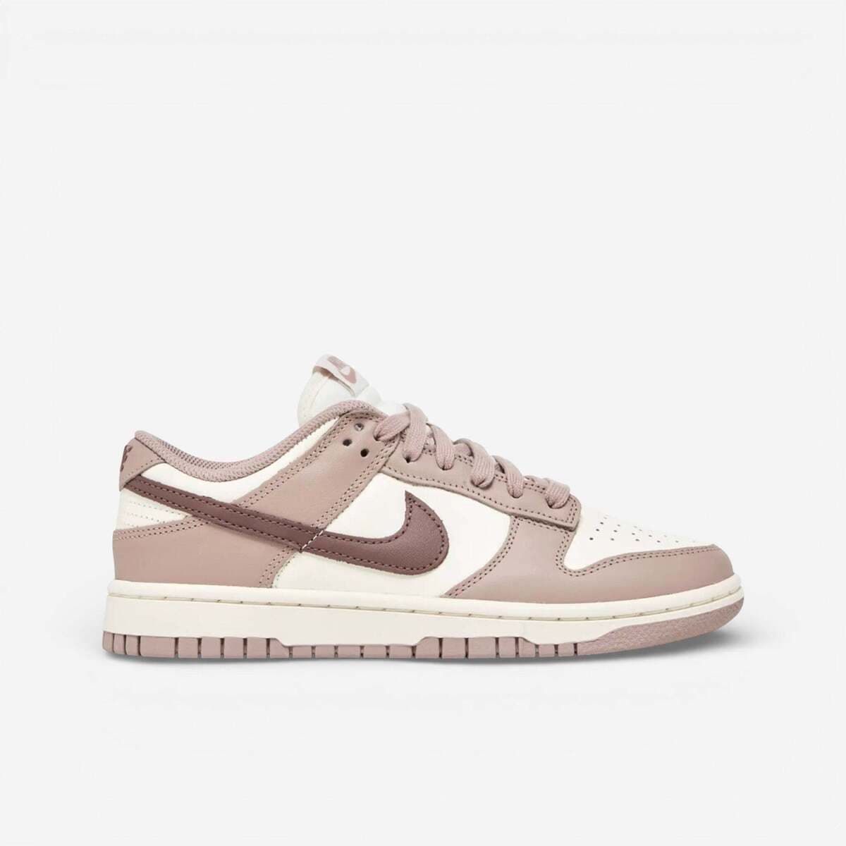 Women's Sneakers Nike Beige