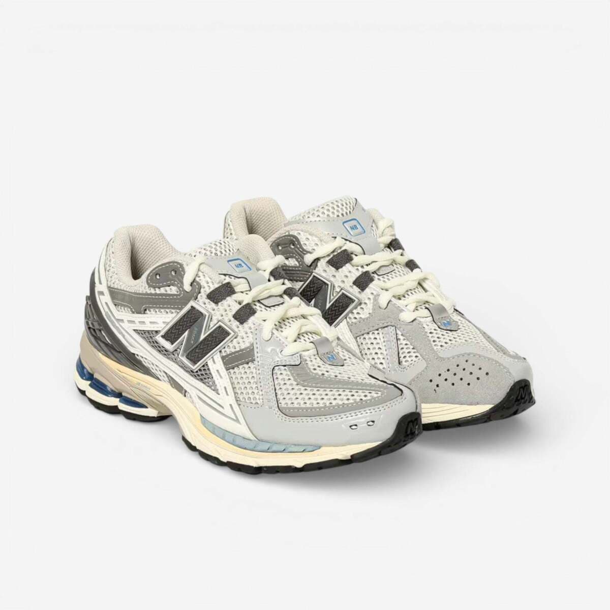 Women's Sneakers New Balance White