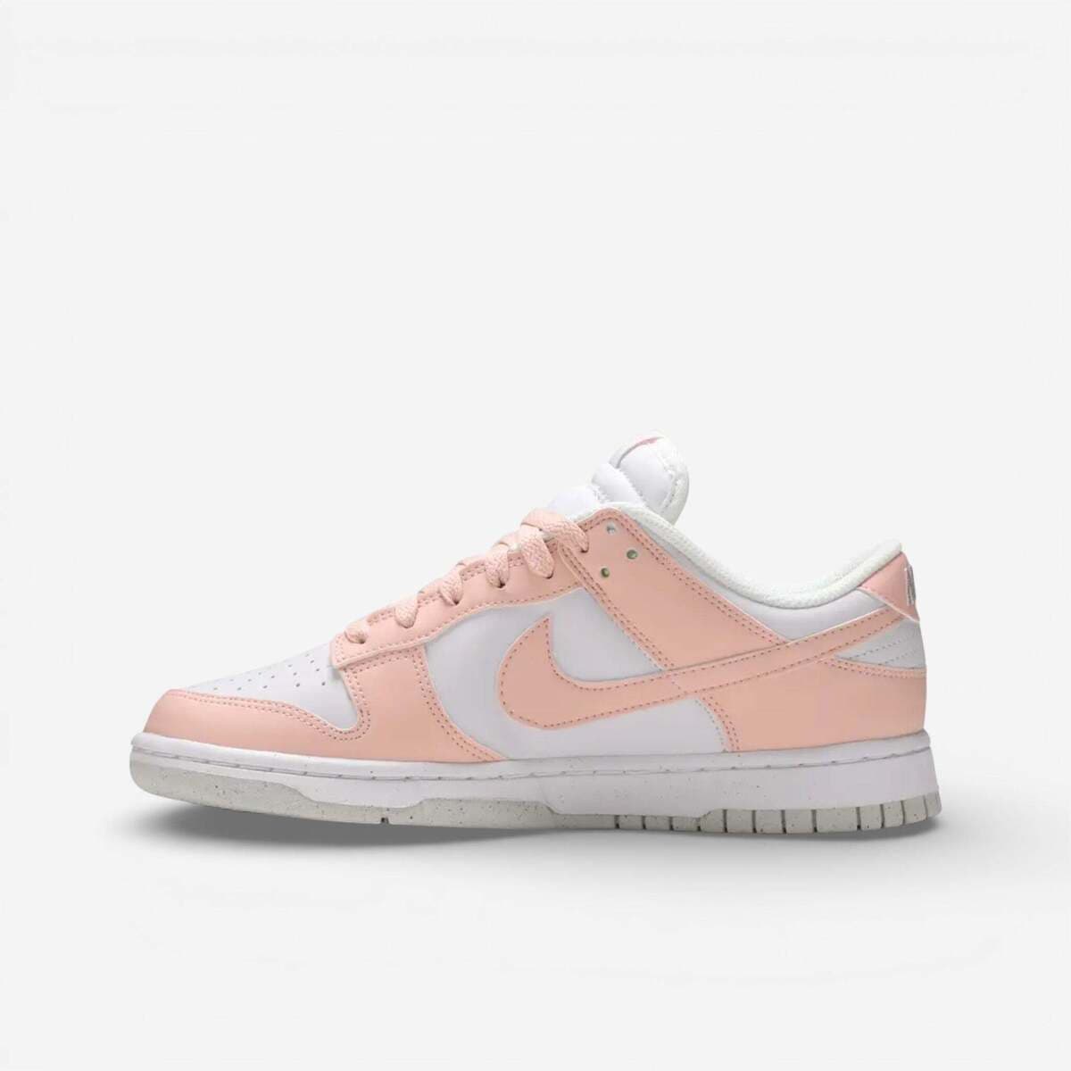 Women's Sneakers Nike Beige