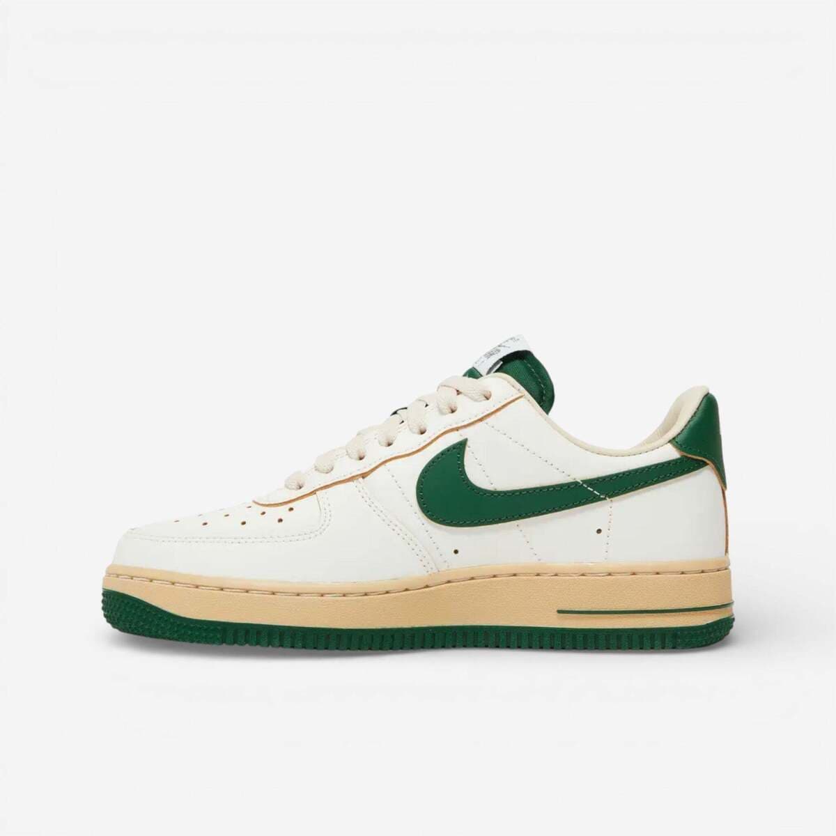 Women's Sneakers Nike Green