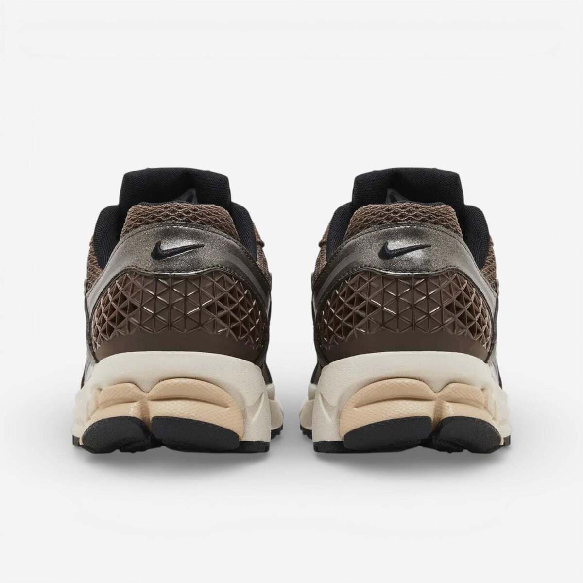 Women's Sneakers Nike Brown