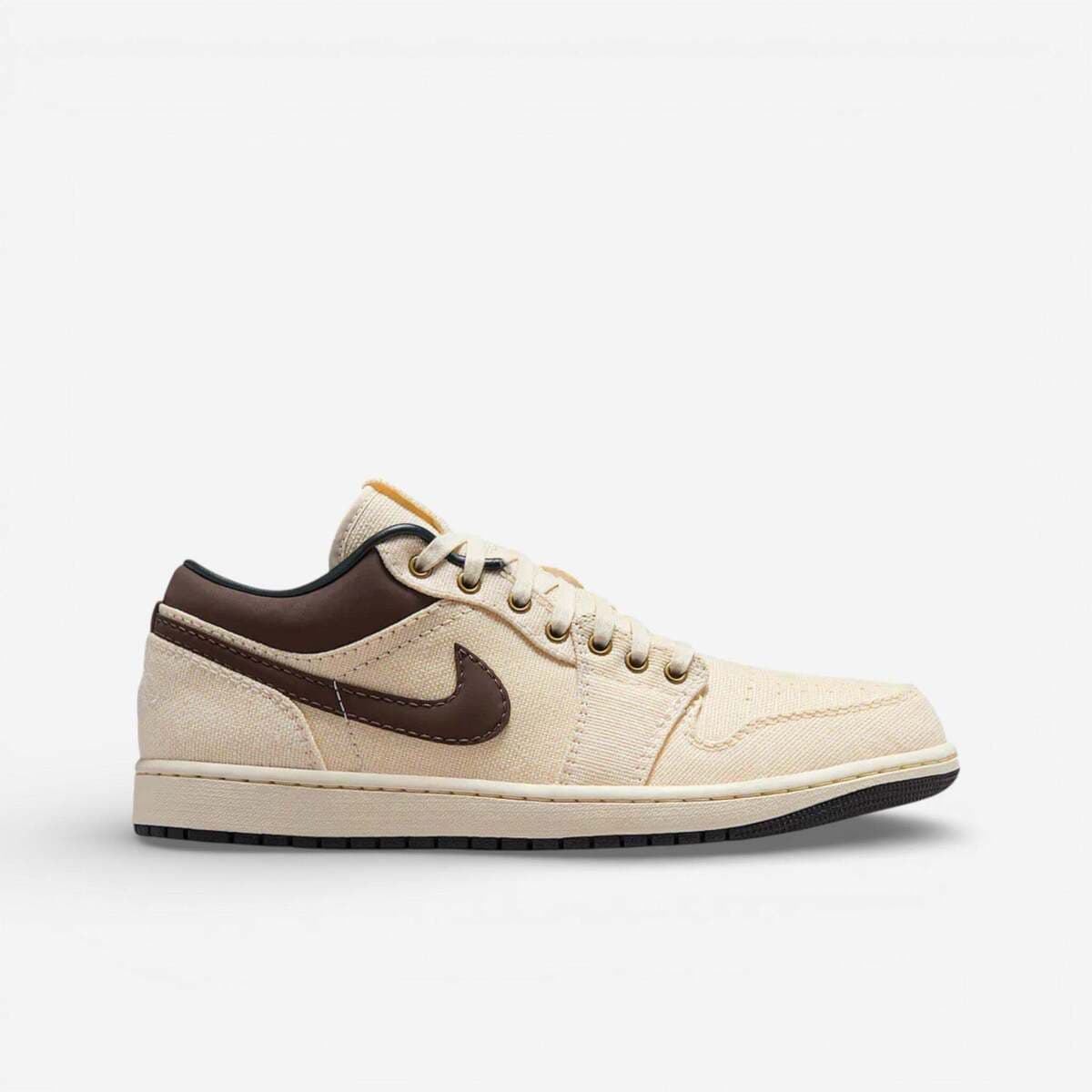 Women's Sneakers Nike Brown