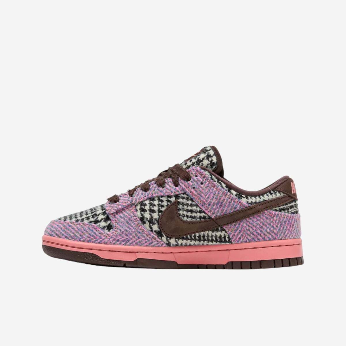 Women's Sneakers Nike Pink