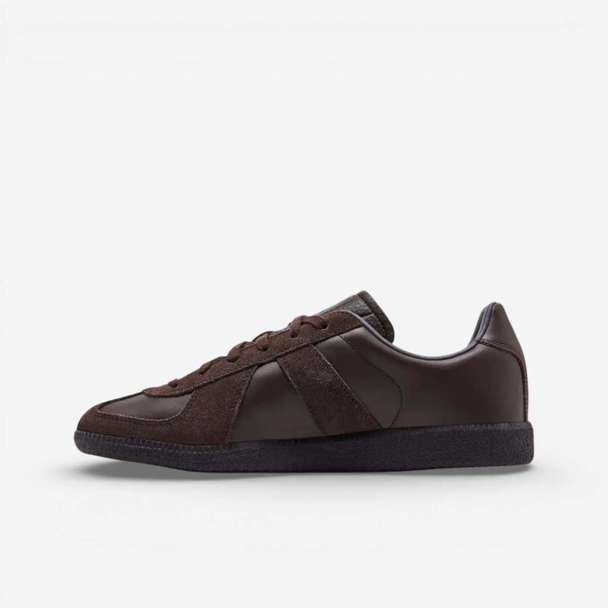 Women's Sneakers adidas Brown