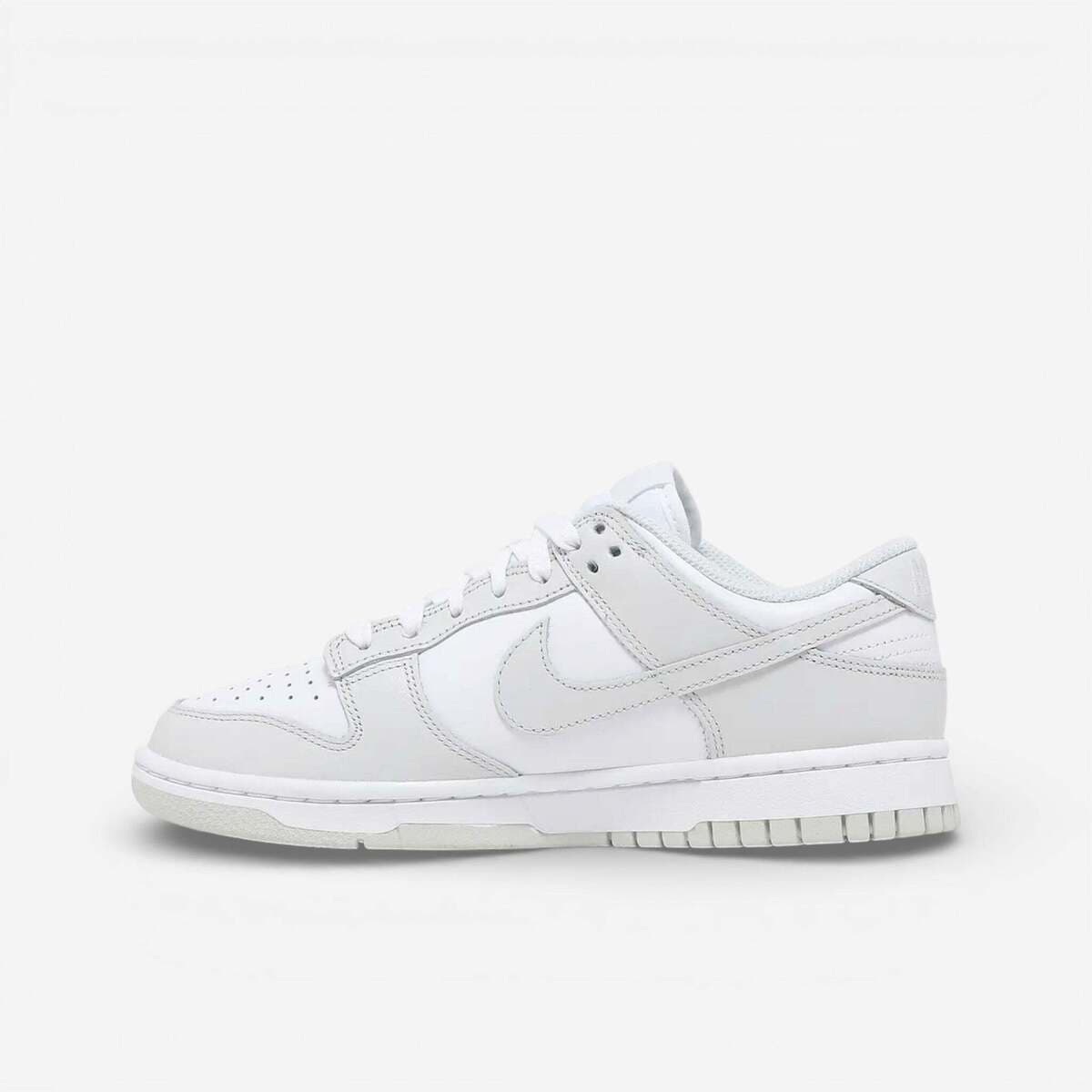 Women's Sneakers Nike Gray