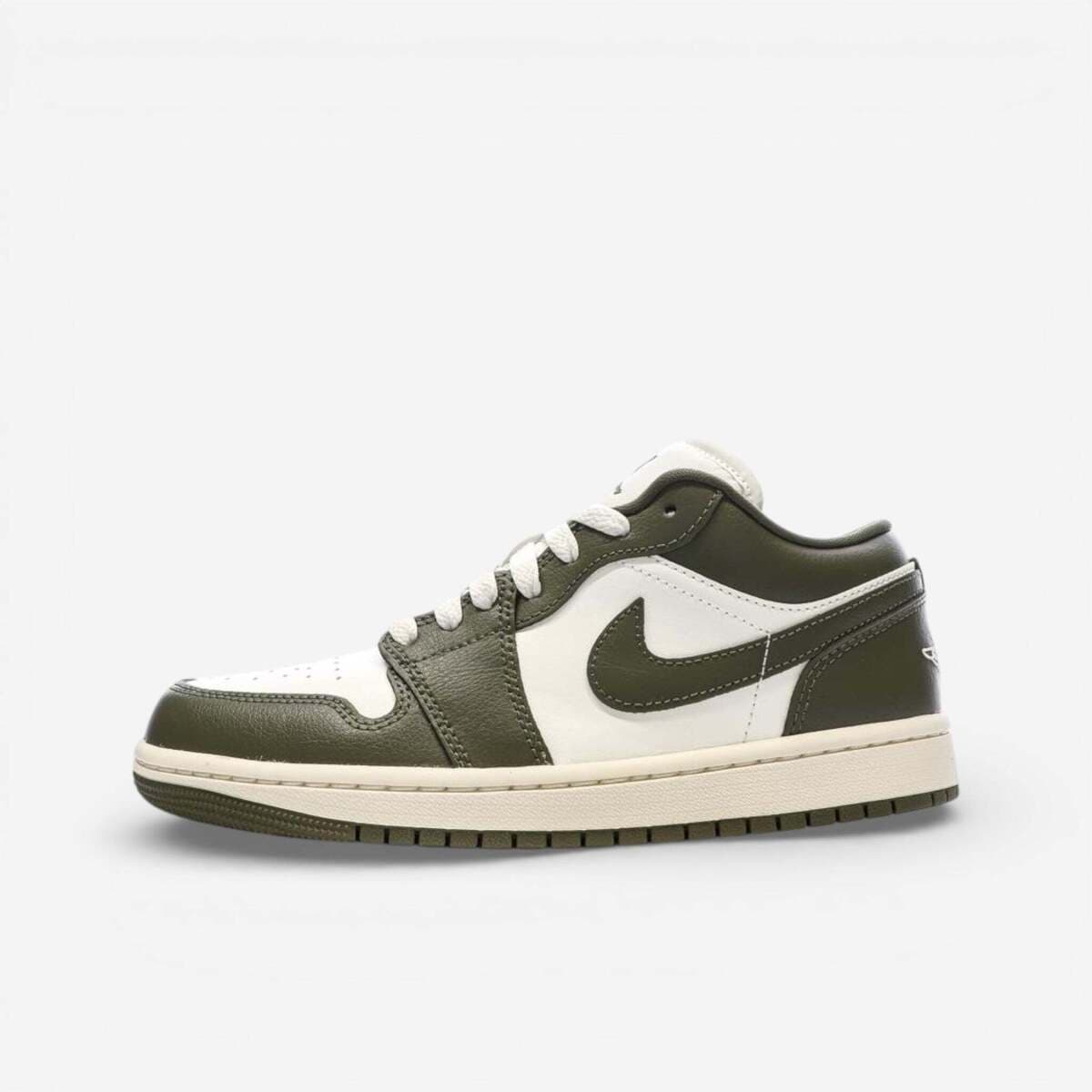 Women's Sneakers Nike Green