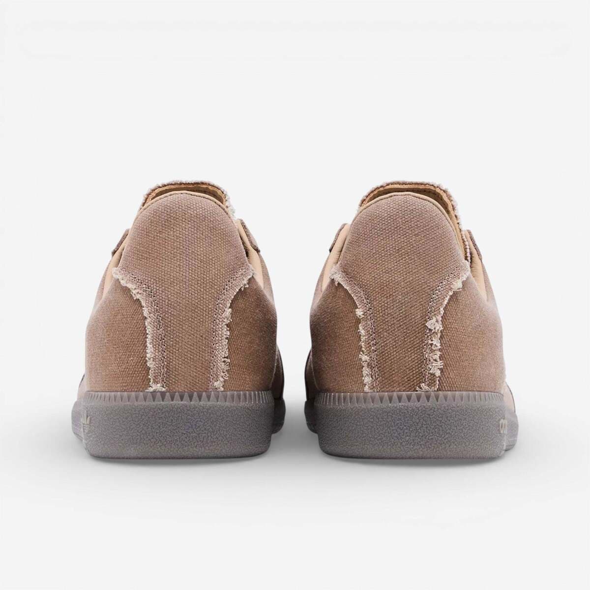 Women's Sneakers adidas Brown