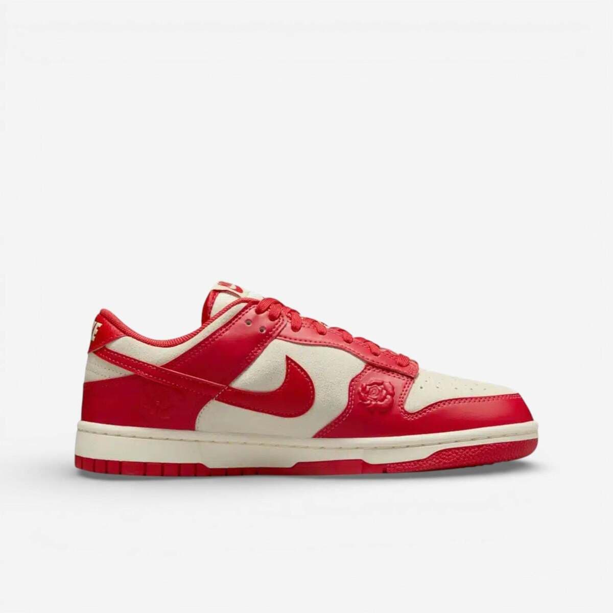 Women's Sneakers Nike Red